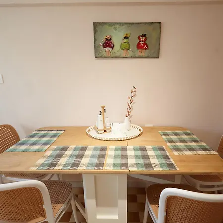 Solis House * Vergia