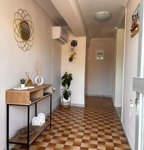 Solis House